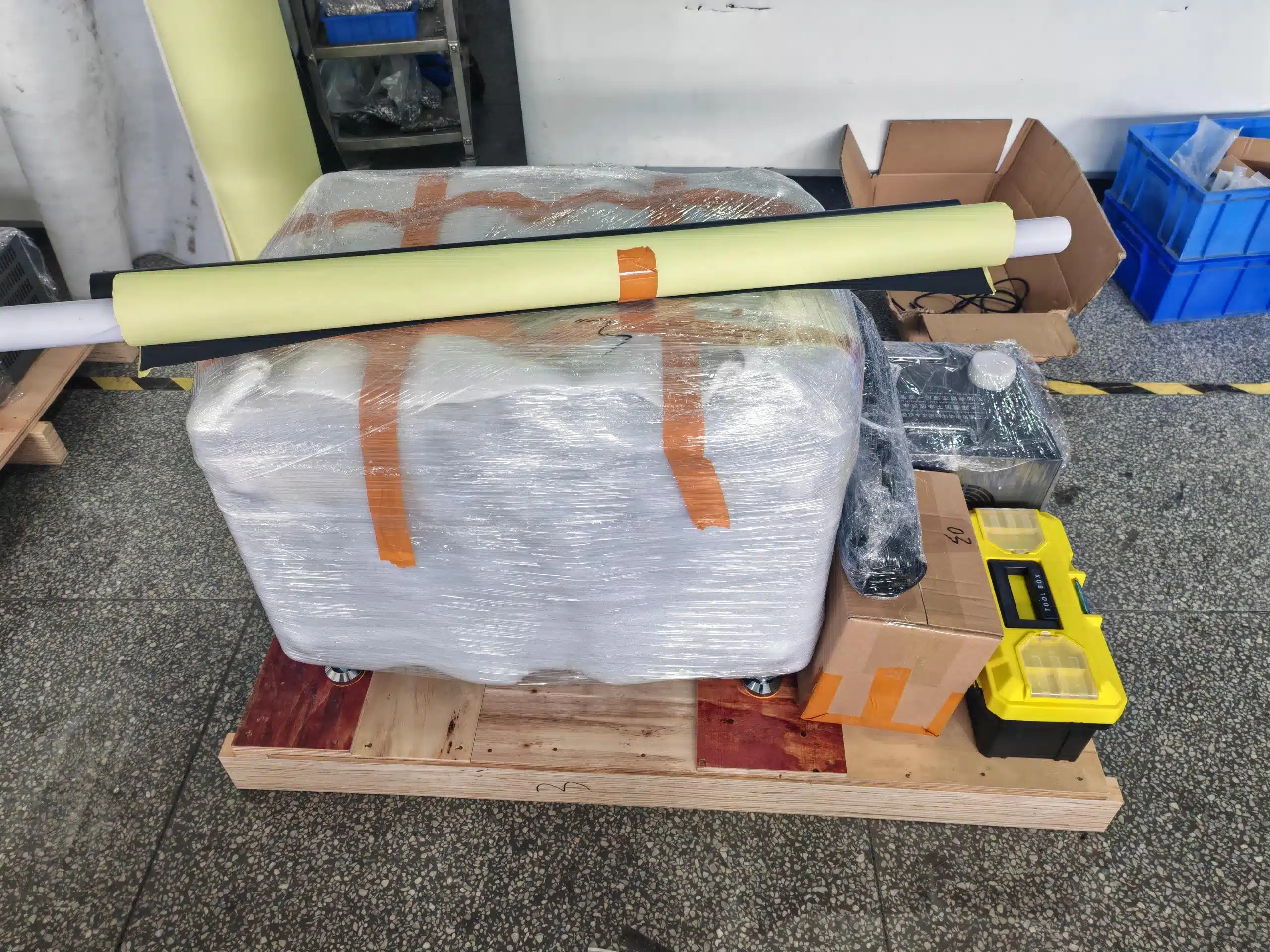 Dacen F5 cylindrical UV printer for dedicated production applications Dacen F5 cylindrical UV printer for dedicated production applications